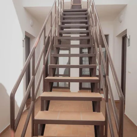 Neade Residencial Apartamento